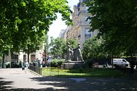 Photos at Avenue Montaigne - Champs-Élysées - 22 tips