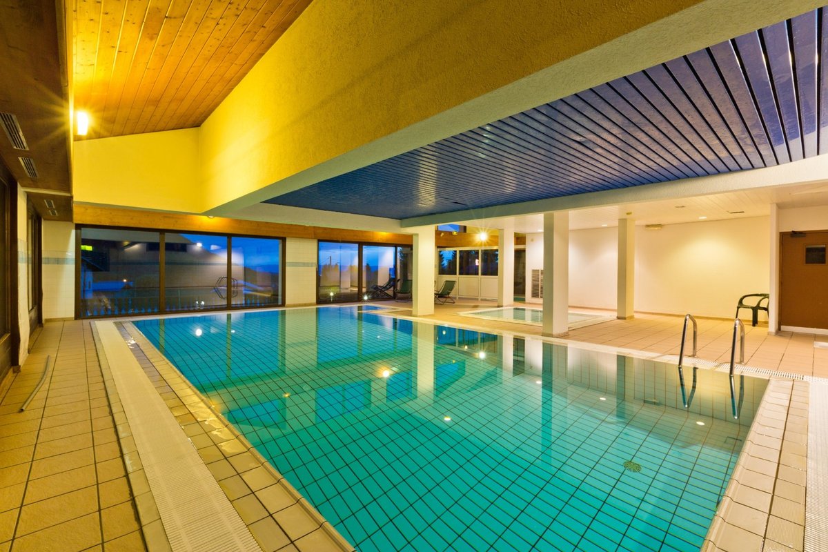 Hotel Bellevue Pool: Pictures & Reviews - Tripadvisor