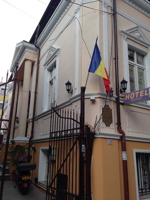 5 Stars High Hostel, hotel in Bucharest