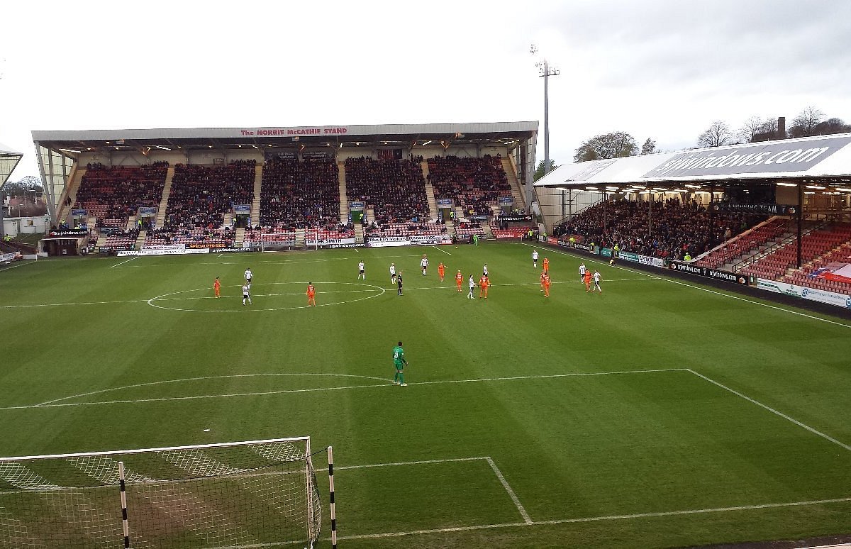 Championes de fútbol — Stadium