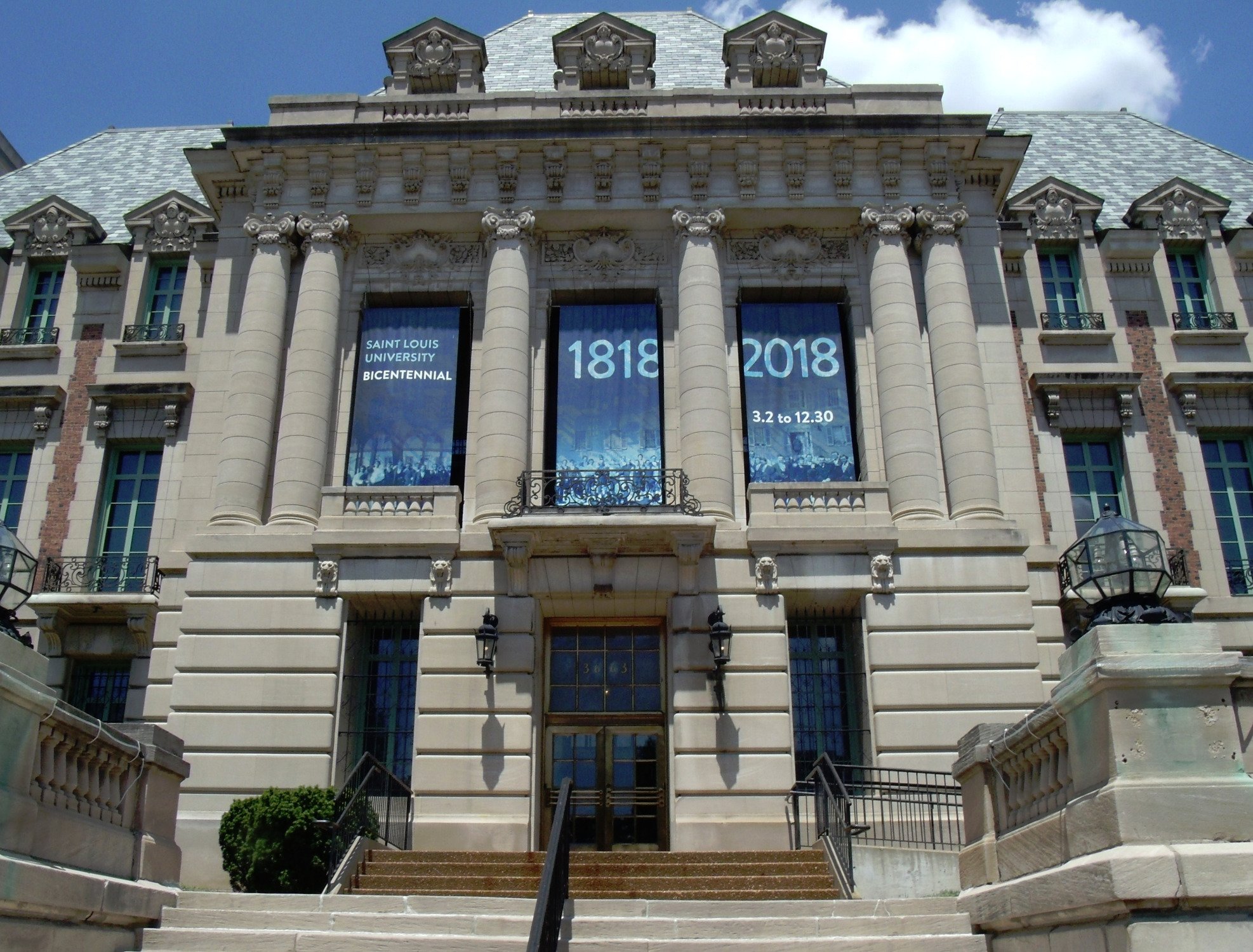 SAINT LOUIS UNIVERSITY MUSEUM OF ART 2022 Qu Saber Antes De Ir Lo   Enterance To Museum 