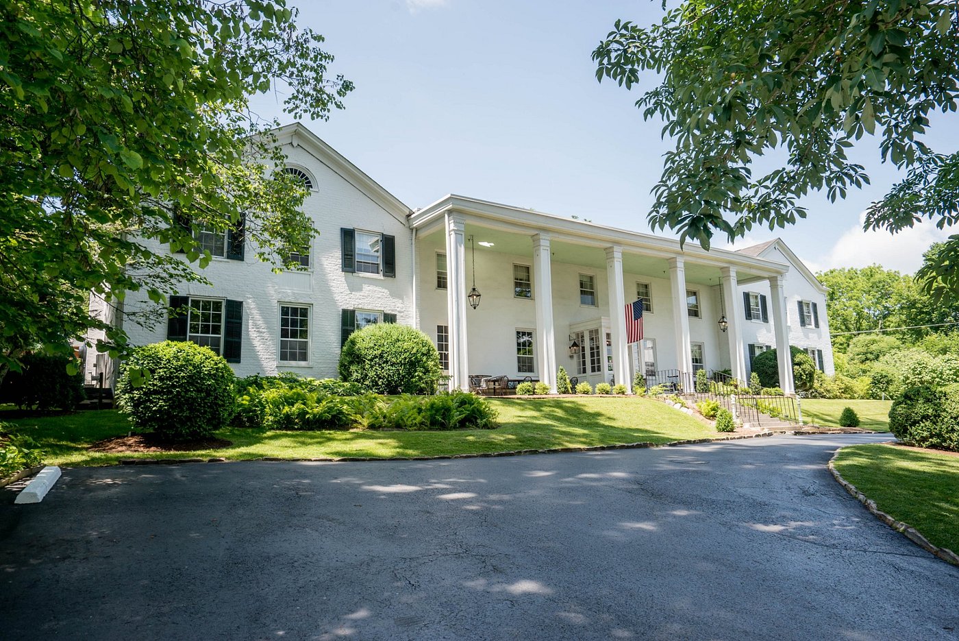 HISTORIC GENERAL LEWIS INN Updated 2024 Hotel Reviews (Lewisburg, WV)