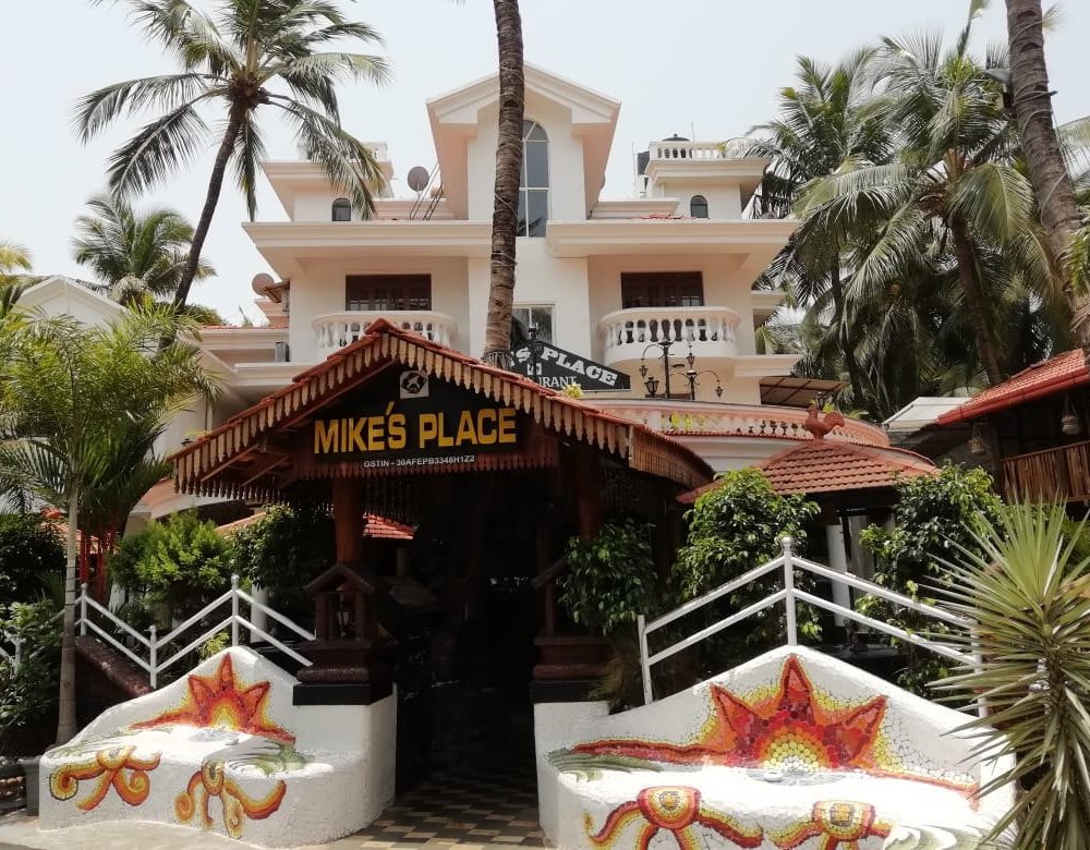 Mike's Place by null