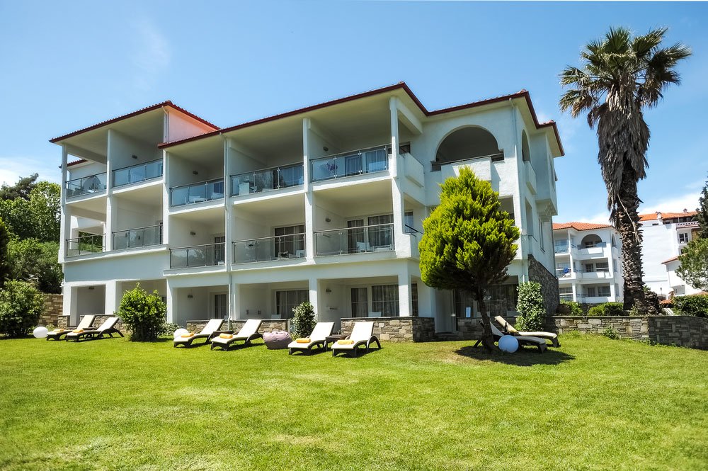 Hotel photo 34 of Alexander The Great Beach Hotel.