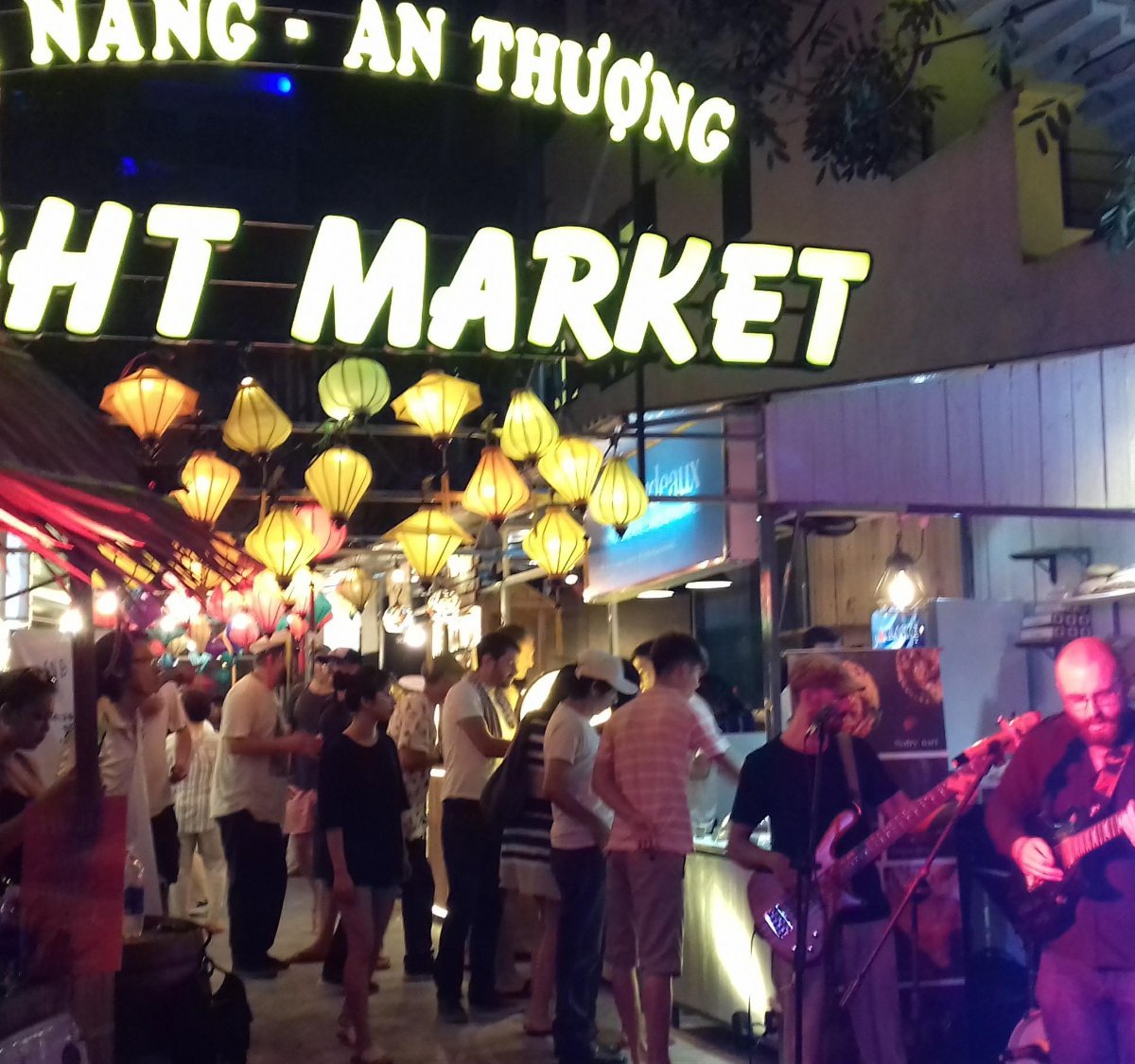 Danang Night Market (Da Nang): All You Need to Know