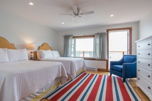 Room & Suite