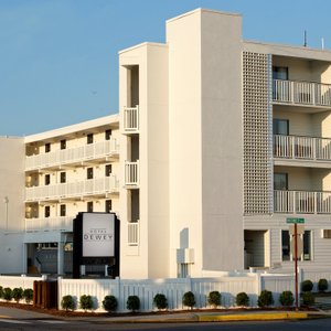 Hotel Dewey