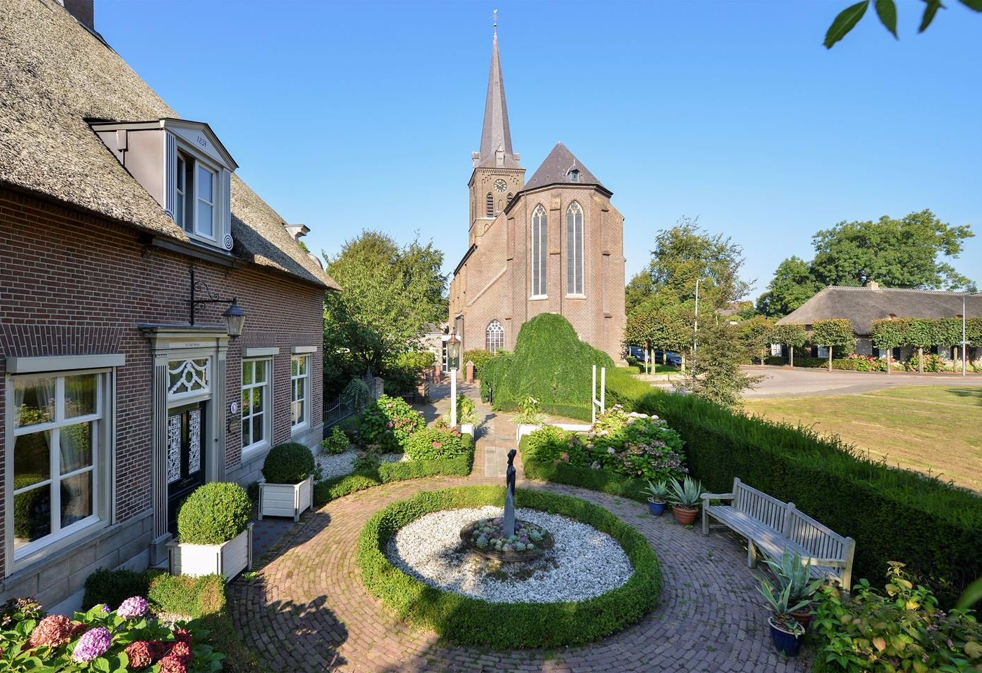 De Oude Pastorie Macharen image