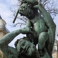 Détail de la sculpture