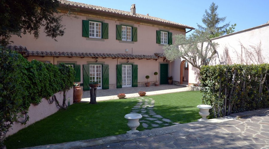 L'Antica Villa di Bruto, il nostro casale dell'800 completamente ristrutturato vi aspetta