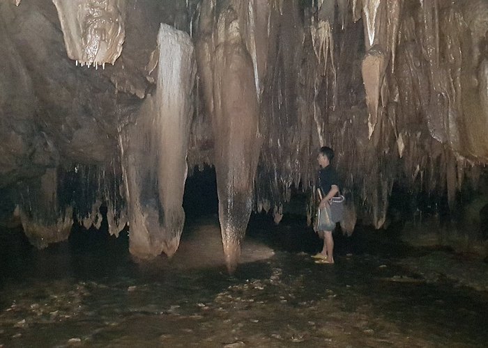 Mae La Na Cave