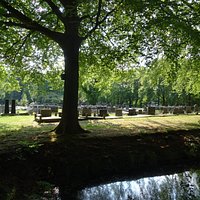 19de eeuwse Noorderbegraafplaats Assen uit 1822 in het Asserbos