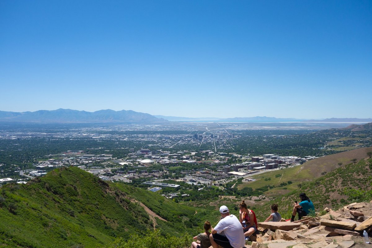 the living room hike distance