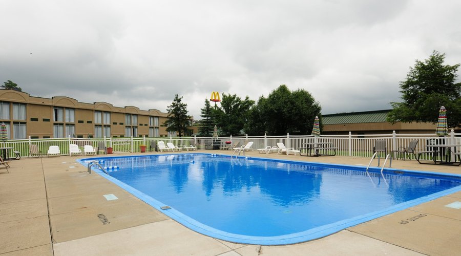 Pool area