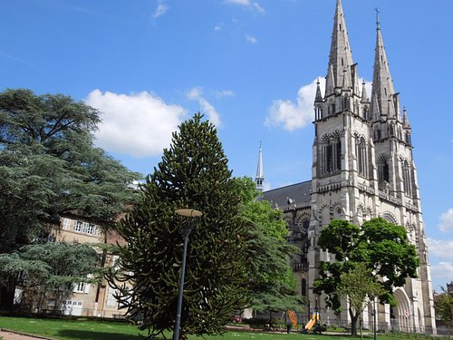 moulins tourist information