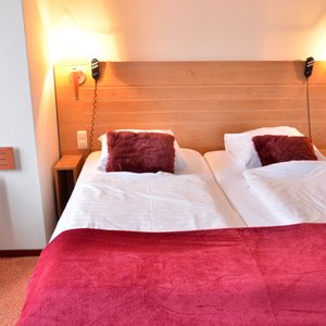 luxery room with bad and sauna