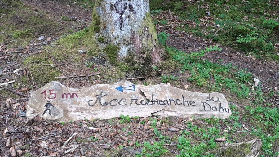 Situado a localidade dd Champéry, 
Aqui podemos ter varias ativadades de rappel.
Paint ball e os