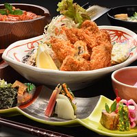 名物が両方楽しめる、ぜいたくコース