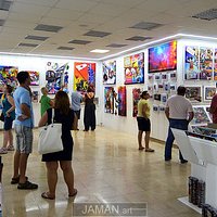 Evening atmosphere in Jaman art center.