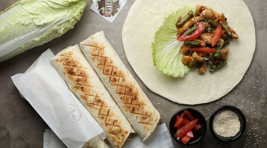 Шаверма с курицей терияки / Kebab with teriyaki chicken