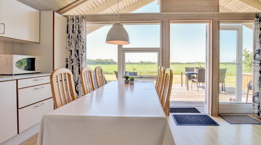 Spiseplads med udsigt i vores dejlige feriehuse