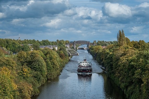 canal trips manchester liverpool