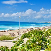 Playa Delfines_Sanju-4