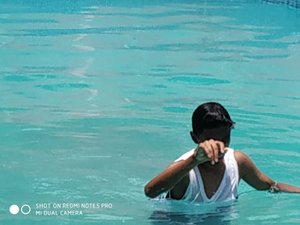 Pool & Beach