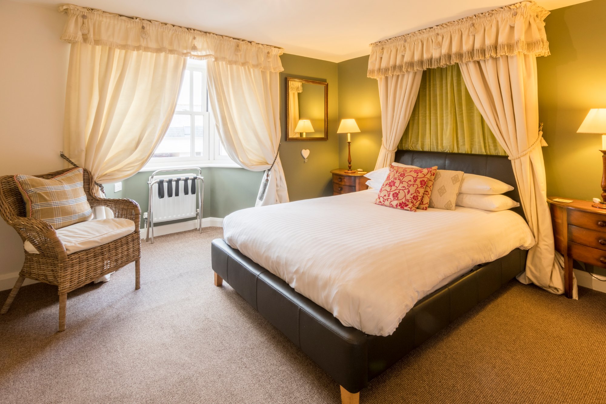 BRITANNIA HOUSE (Lymington, England) - B&B Reviews, Photos, Rate ...