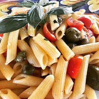Semifreddo All’Eoliano Piatto Tipico di Vulcano, con Prodotto al Naturale: Pasta, Pomodorino Pac