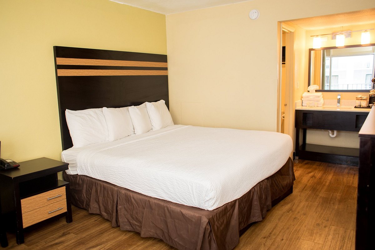 Blu Atlantic Oceanfront Hotel &amp; Suites, hotel em Myrtle Beach