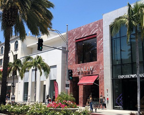Beverly Center is one of the best places to shop in Los Angeles
