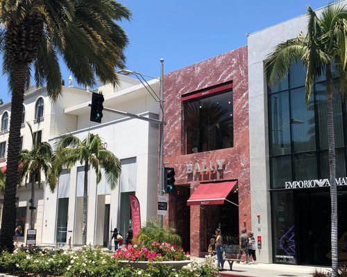 Where else if not Rodeo Drive, The perfect place to show of…