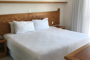 Room & Suite