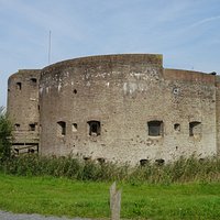 Vesting Muiden;de 19de eeuwse Westbatterij uit 1868