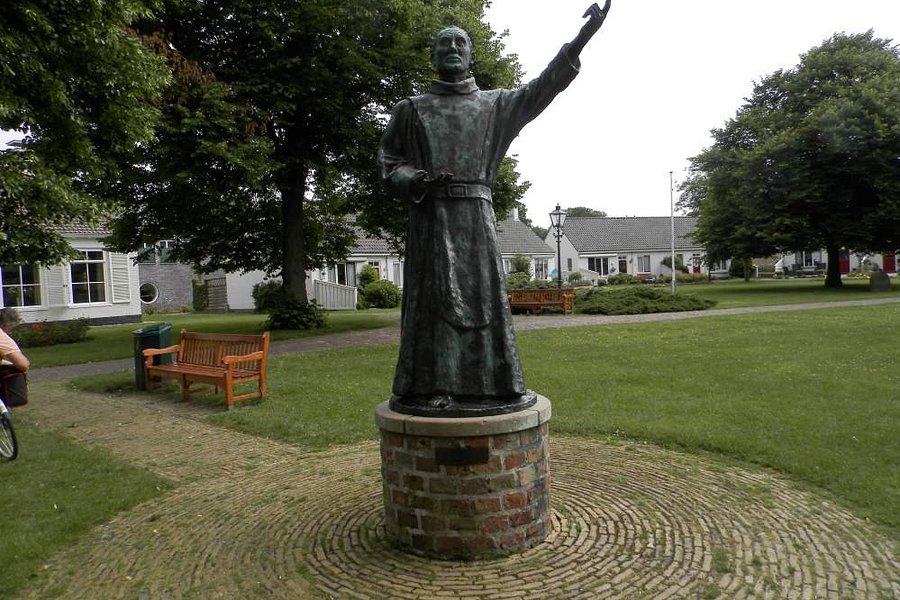 Statue "de Schiere Monnik" image