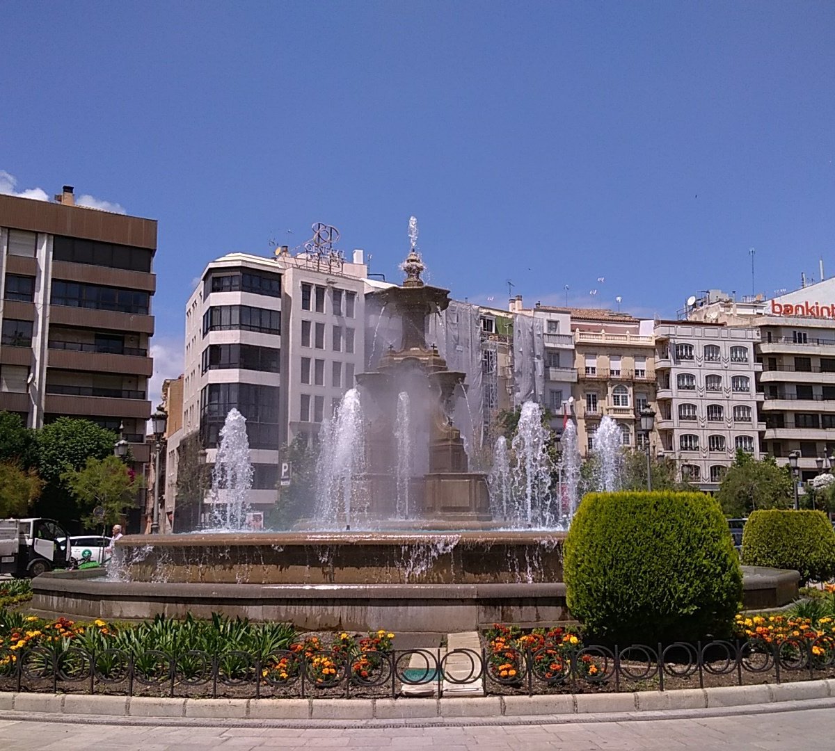Fuente de la amapola granada