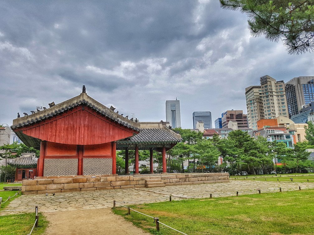 Seolleung & Jeongneung Royal Tomb (Seul) - Tripadvisor