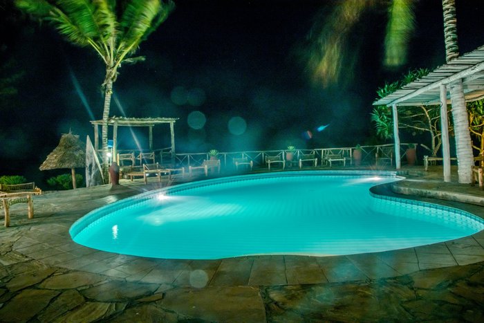 Отель Tanzanite Beach Resort