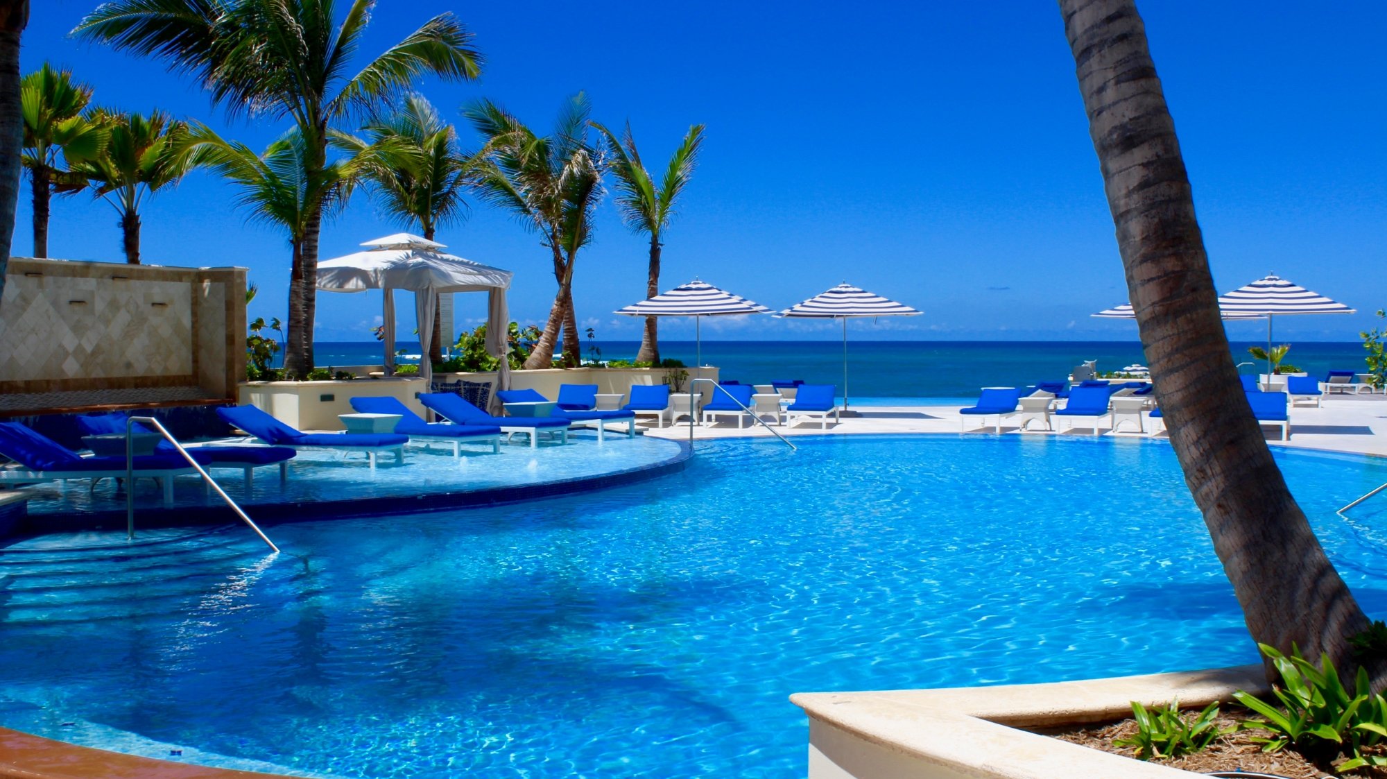 Condado Vanderbilt Hotel Pool: Pictures & Reviews - Tripadvisor