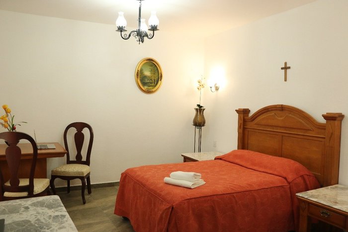 LA CASITA EL GIRASOL - Hotel Reviews (Celaya, Mexico)