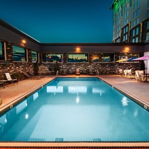 Carriage House Hotel &amp; Conference Centre, hotel in Calgary