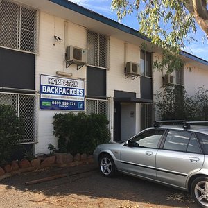 Karratha Backpackers entrance parking