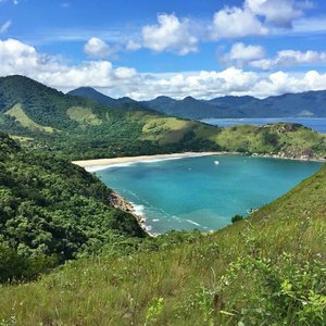 Praia do Viana é urbana e tem águas claras, mornas e tranquilas. É ideal  para crianças e quem busca tranquilidade. - Picture of Ilhabela, State of  Sao Paulo - Tripadvisor