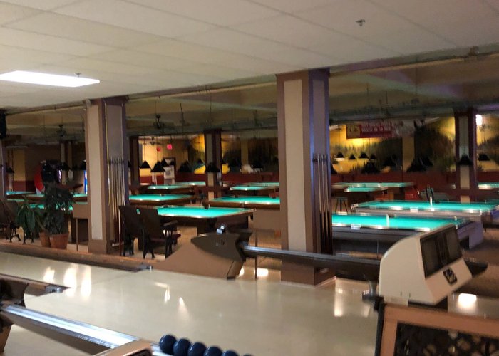 Commodore Bowling & Billiards - All You Need to Know BEFORE You Go (with Photos)