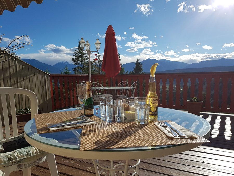 Rocky Mountain Springs Lodge And Restaurant Radium Hot Springs Canada