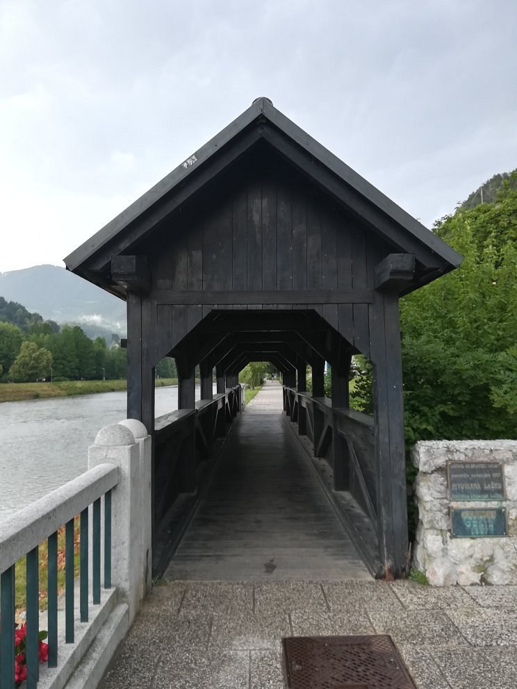 BLACK BRIDGE