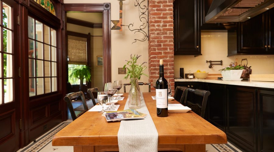 Private food and wine experiences with a chef for four and up are available by appointment.
