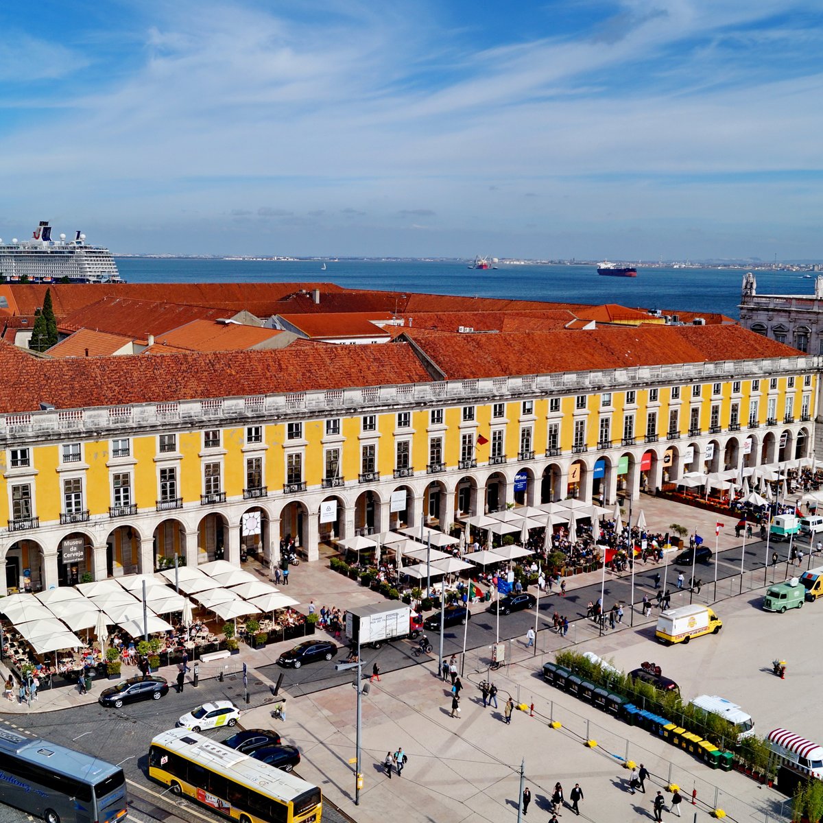 Arco da Rua Augusta ou uma vista de 360° sobre Lisboa – A Mesa da