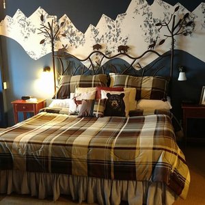 Each room individually decorated according to theme (i.e. Victorian Rose has a different decor)